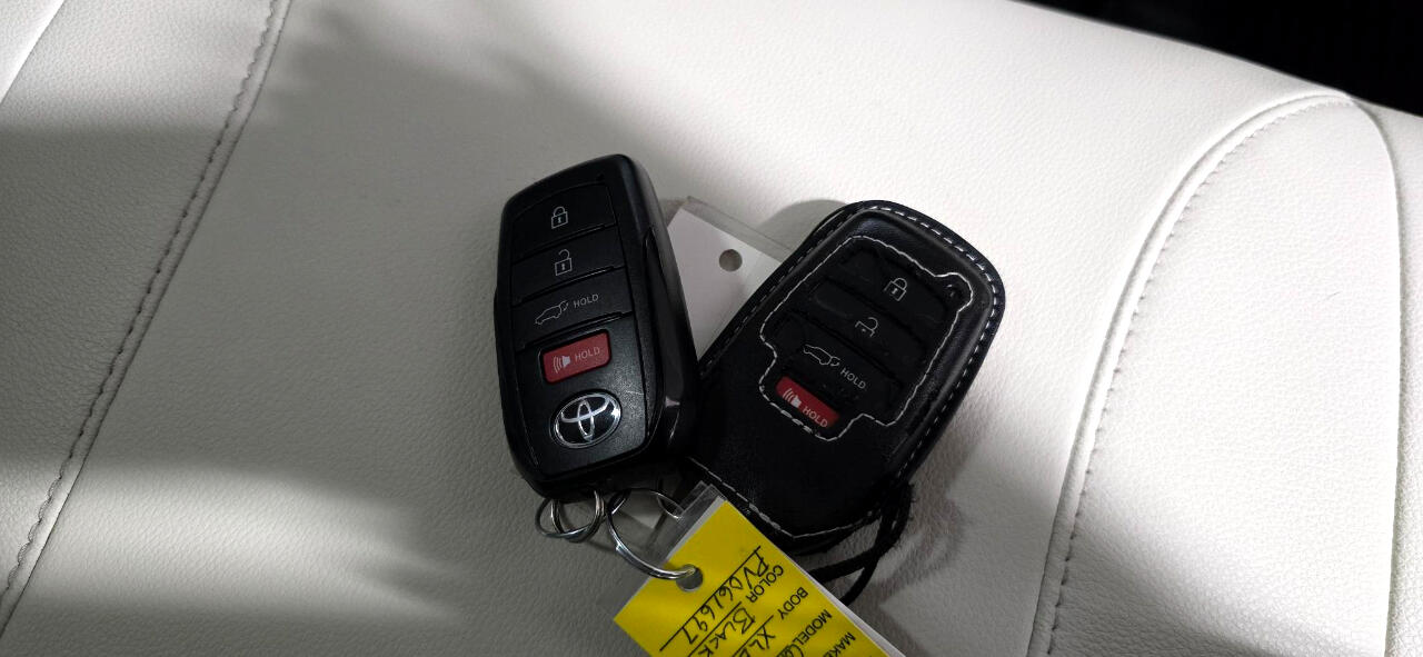 Toyota Corolla Cross XLE 2023