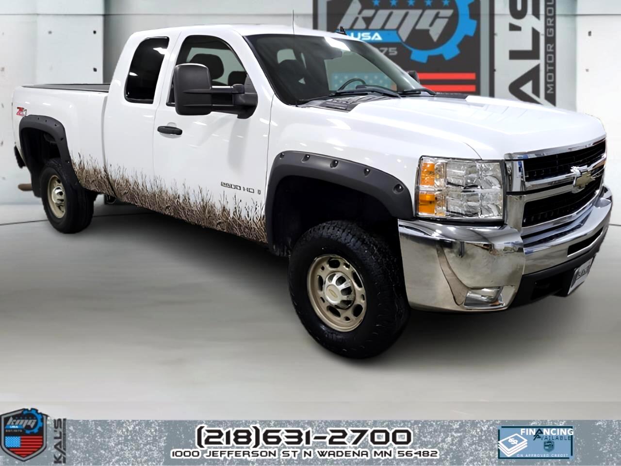 2008 Chevrolet Silverado 2500HD Work Truck Ext. Cab Std. Box 4WD