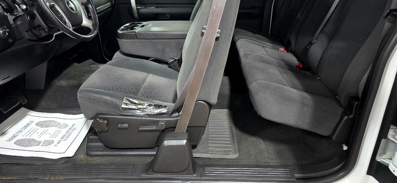 Chevrolet Silverado 2500HD Work Truck Ext. Cab Std. Box 4WD 2008