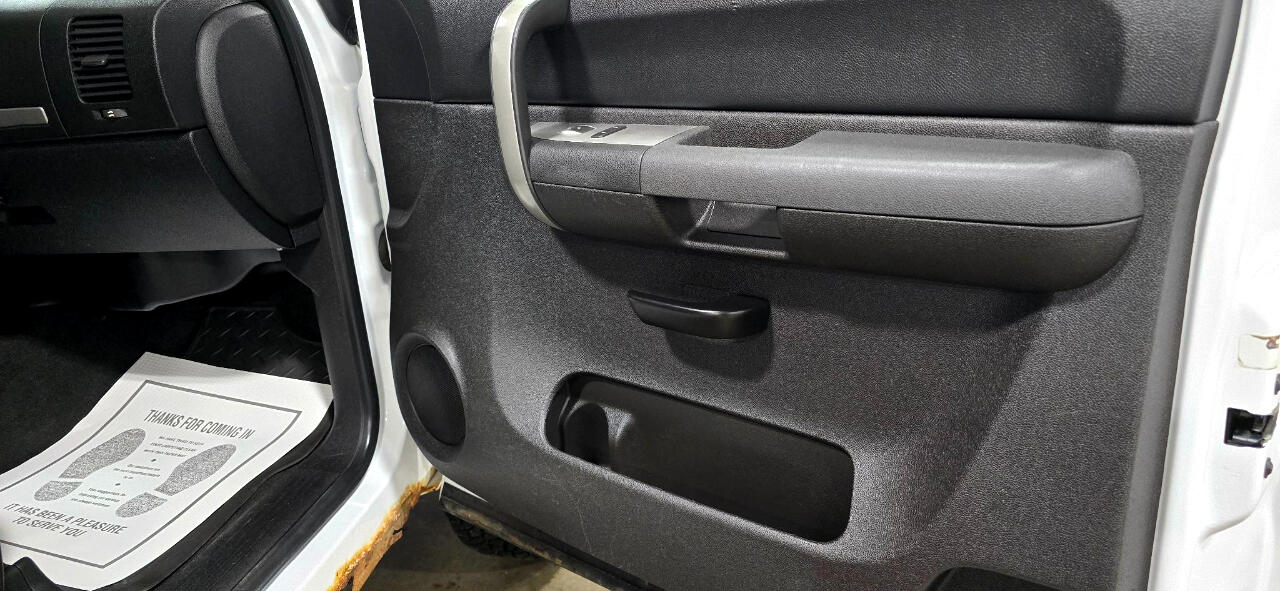 Chevrolet Silverado 2500HD Work Truck Ext. Cab Std. Box 4WD 2008