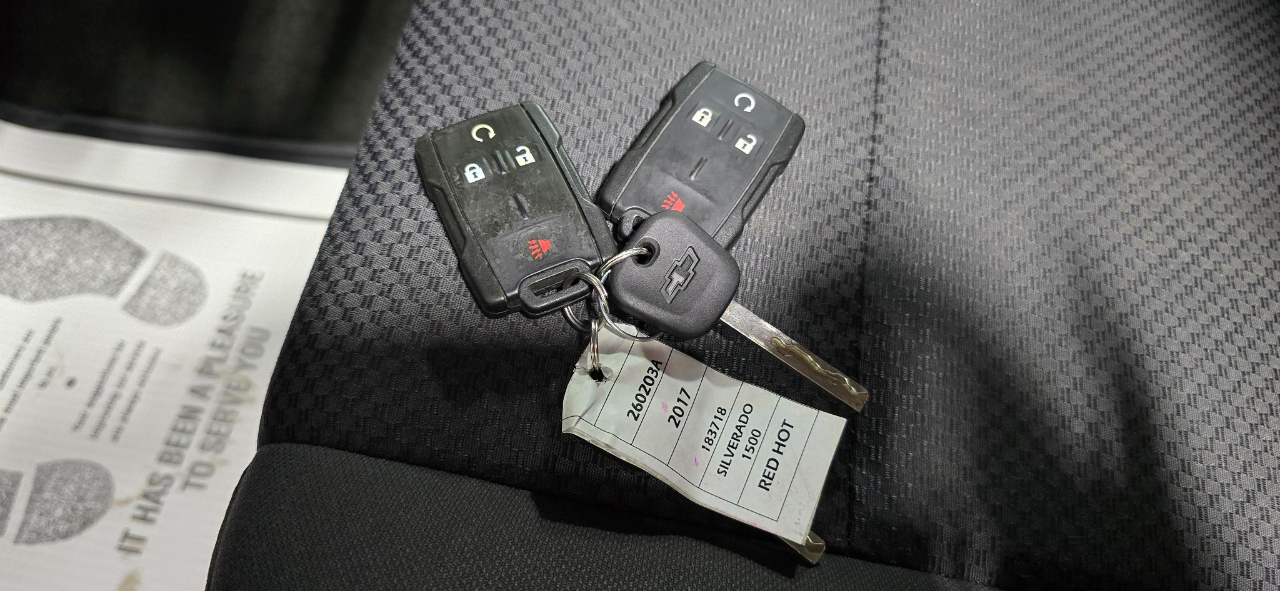 Chevrolet Silverado 1500 LT Crew Cab 4WD 2017