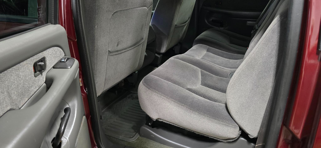 GMC Sierra 2500HD Crew Cab Short Bed 4WD 2003