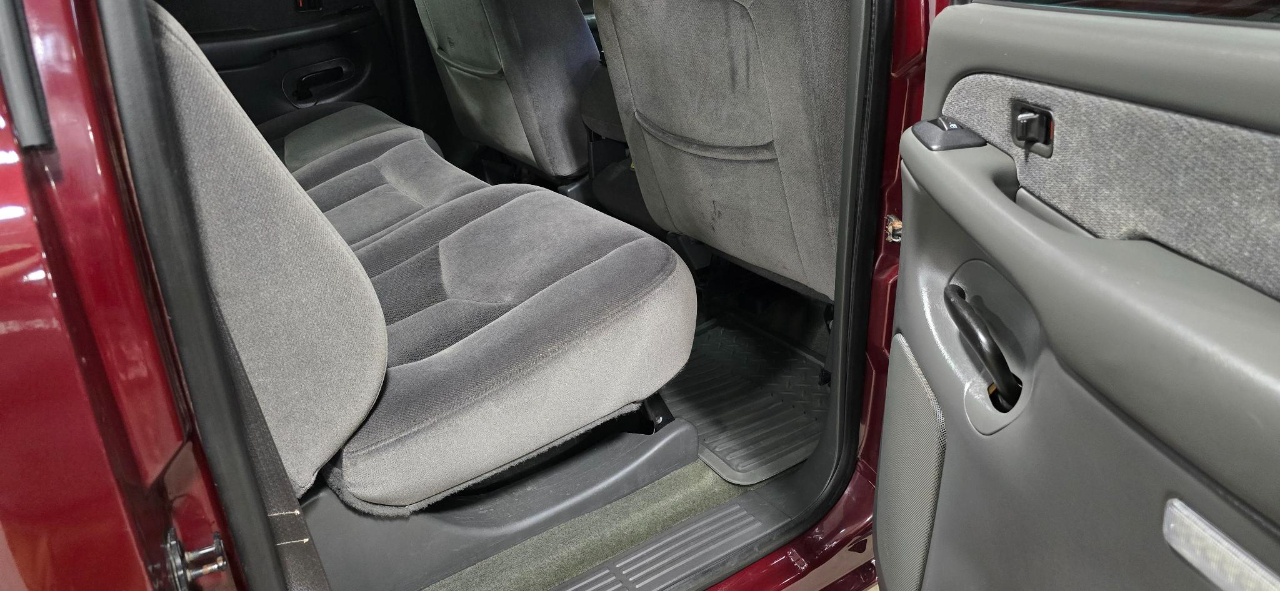 GMC Sierra 2500HD Crew Cab Short Bed 4WD 2003