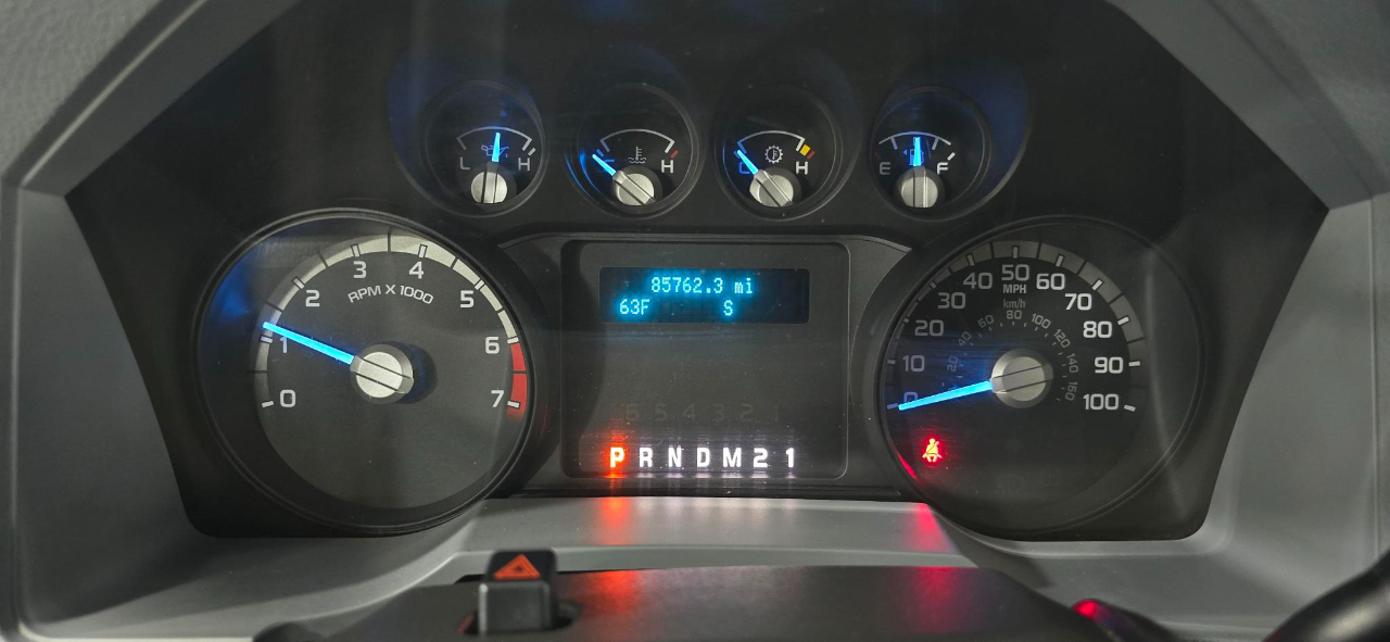 Ford F-250 SD XL SuperCab 4WD 2015