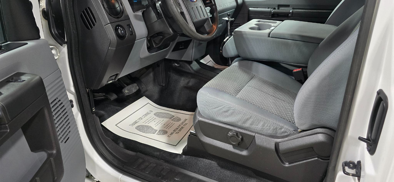 Ford F-250 SD XL SuperCab 4WD 2015