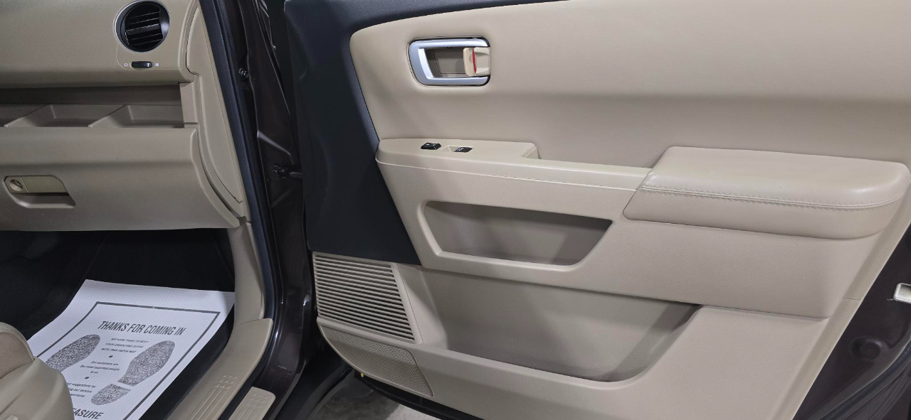 Honda Pilot EX-L 4WD 5-Spd AT 2012