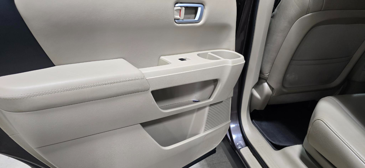 Honda Pilot EX-L 4WD 5-Spd AT 2012