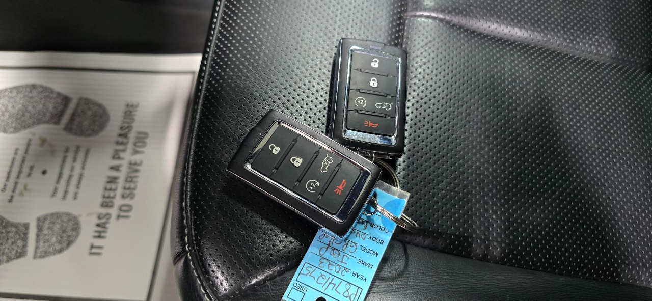 Jeep Grand Cherokee Overland 4WD 2023