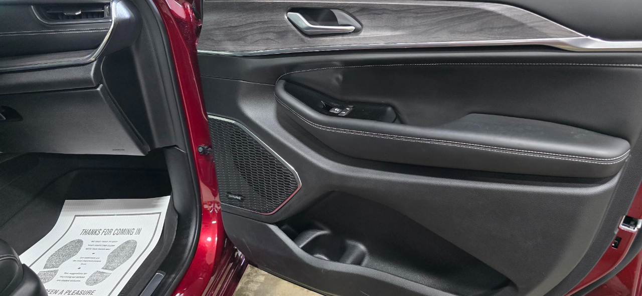 Jeep Grand Cherokee Overland 4WD 2023