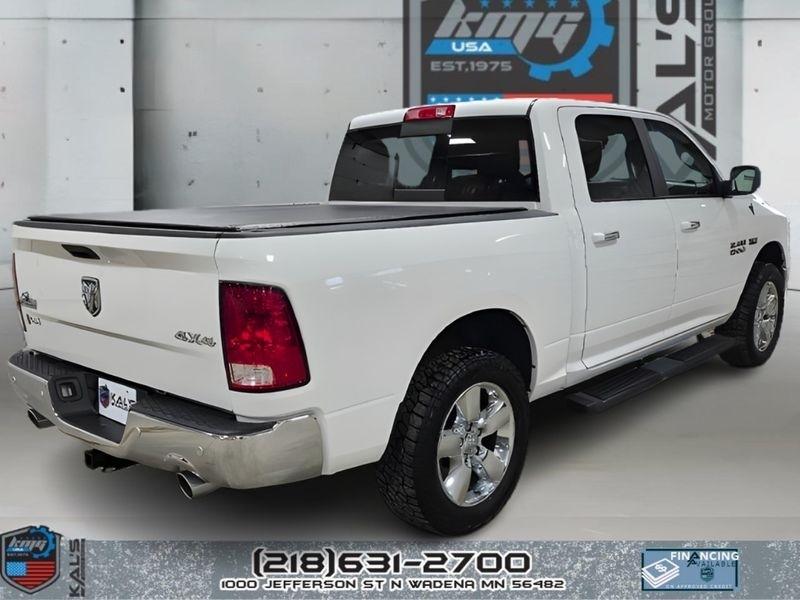 RAM 1500 Big Horn Crew Cab 4WD 2017