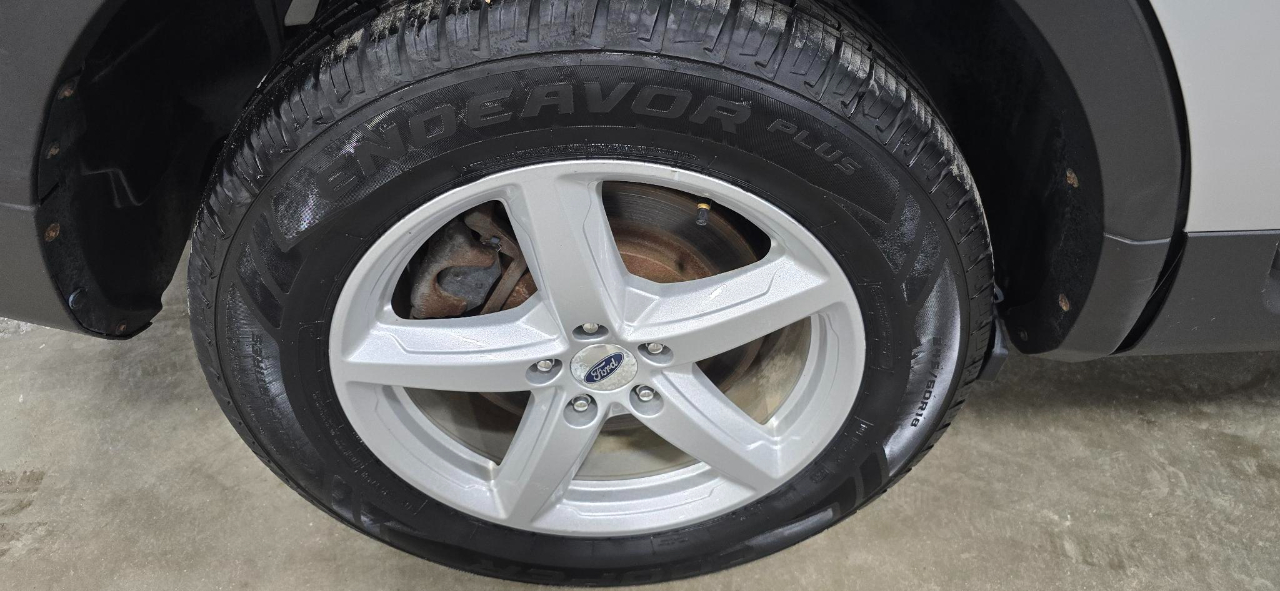 Ford Explorer XLT 4WD 2016