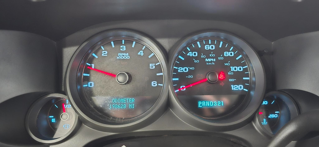 Chevrolet Silverado 1500 LS Extended Cab 4WD 2011