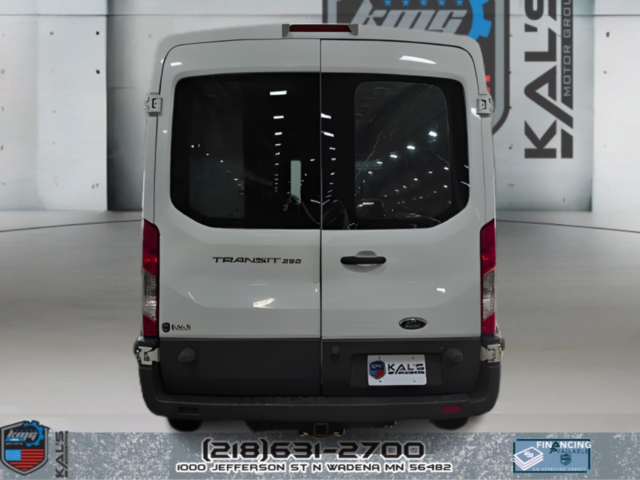 Ford Transit 250 Van Med. Roof w/Sliding Pass. 148-in. WB 2015