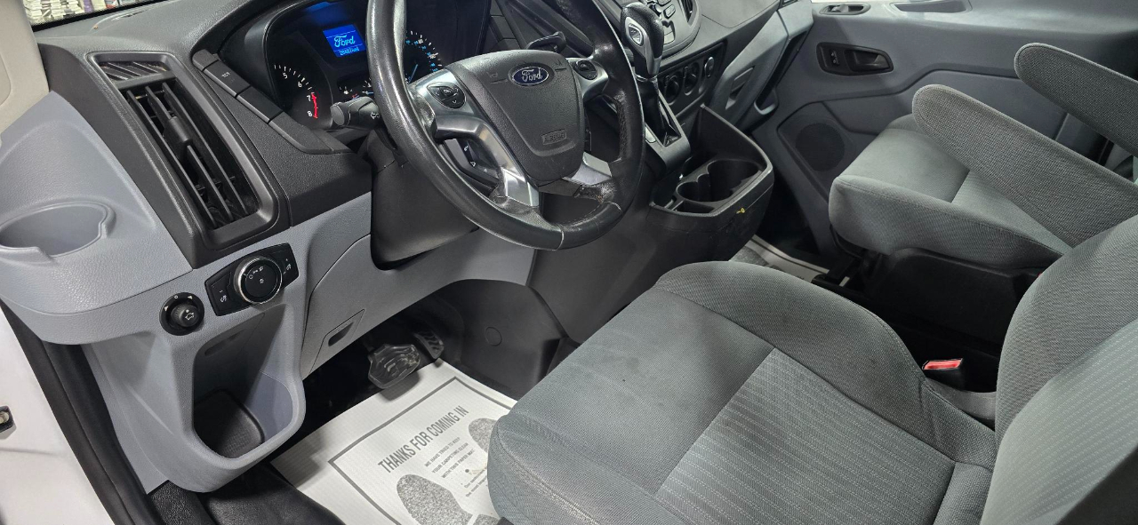 Ford Transit 250 Van Med. Roof w/Sliding Pass. 148-in. WB 2015