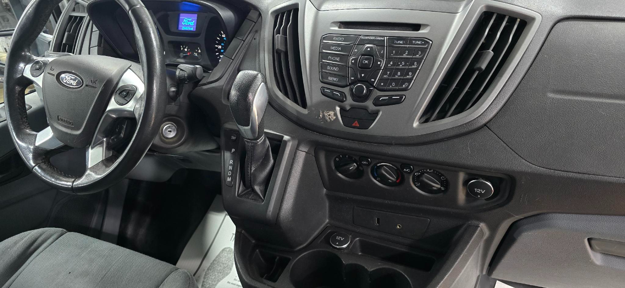 Ford Transit 250 Van Med. Roof w/Sliding Pass. 148-in. WB 2015