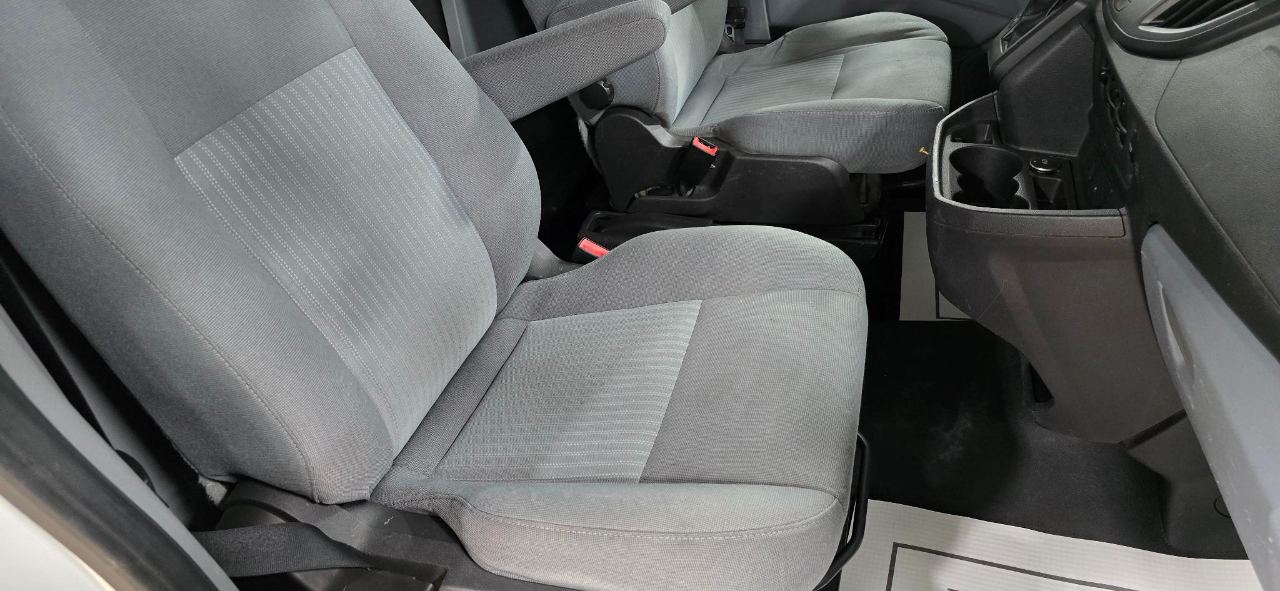 Ford Transit 250 Van Med. Roof w/Sliding Pass. 148-in. WB 2015