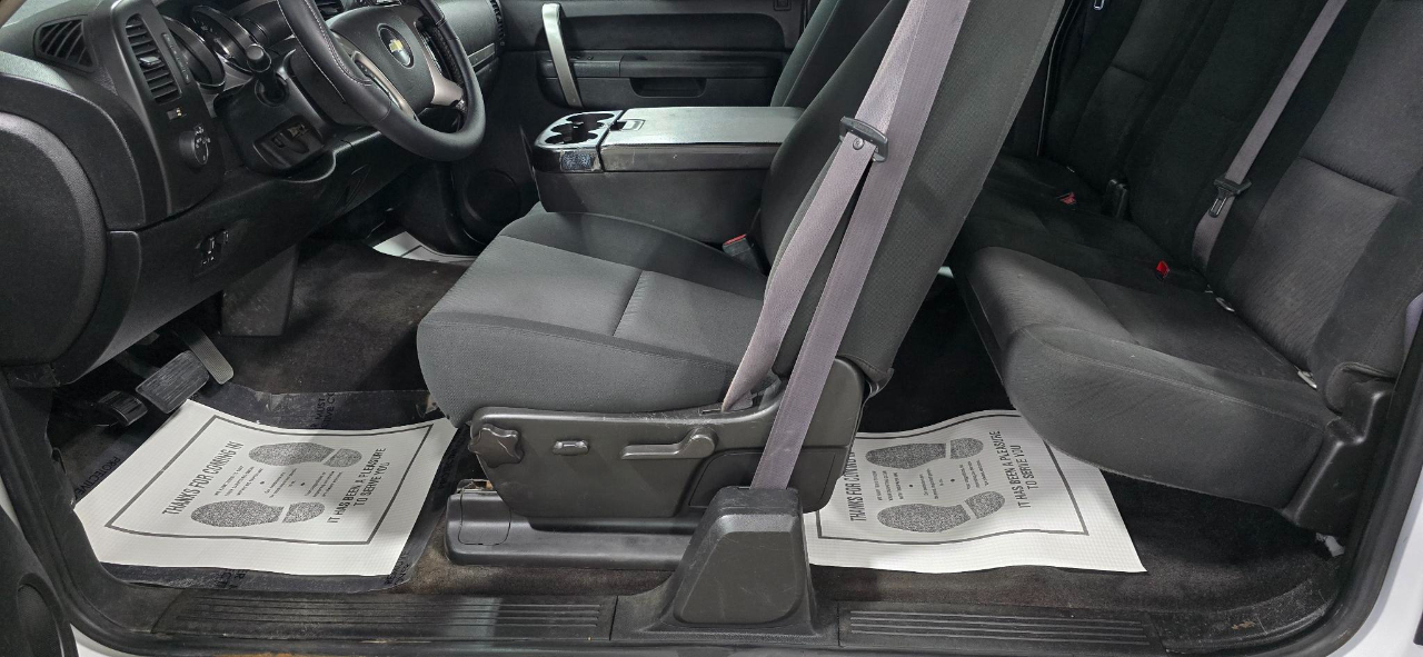 Chevrolet Silverado 2500HD LT Ext. Cab 4WD 2011