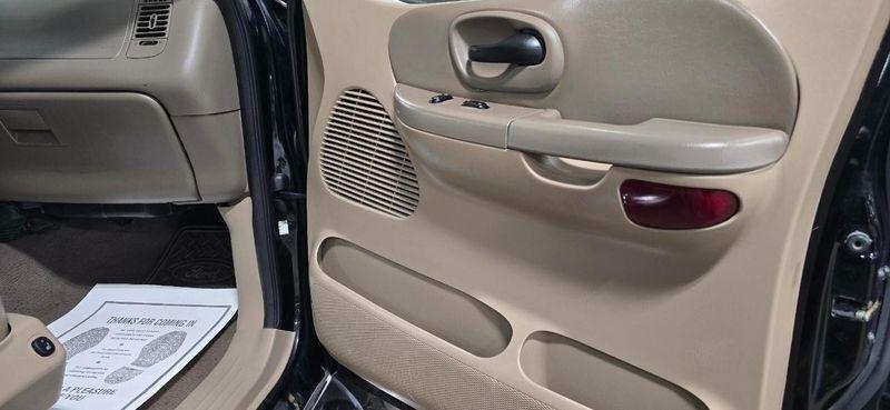 Ford F-150 King Ranch SuperCrew 4WD 2003