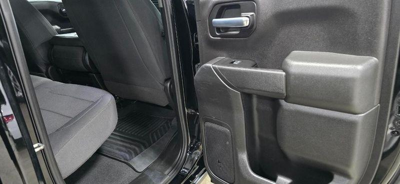 Chevrolet Silverado 1500 Custom Double Cab 4WD 2020