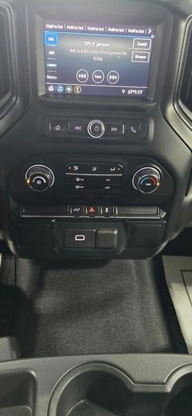 Chevrolet Silverado 1500 Custom Double Cab 4WD 2020