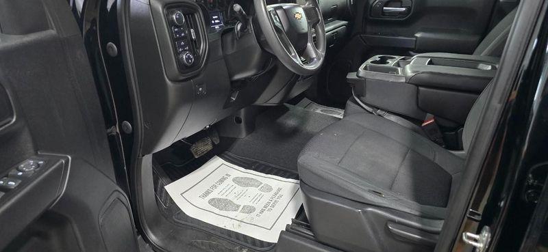 Chevrolet Silverado 1500 Custom Double Cab 4WD 2020