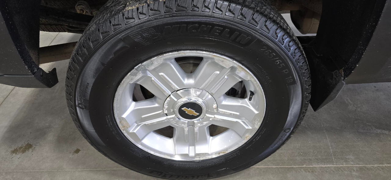 Chevrolet Silverado 1500 LT Crew Cab Long Box 4WD 2015