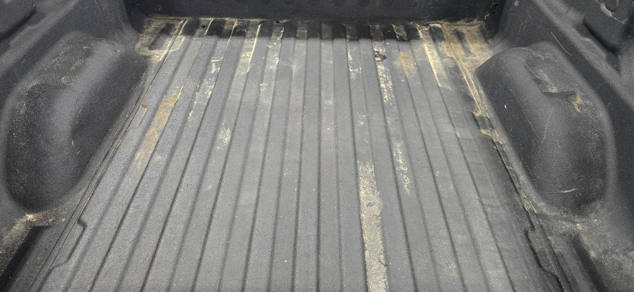 Chevrolet Silverado 1500 LT Crew Cab Long Box 4WD 2015