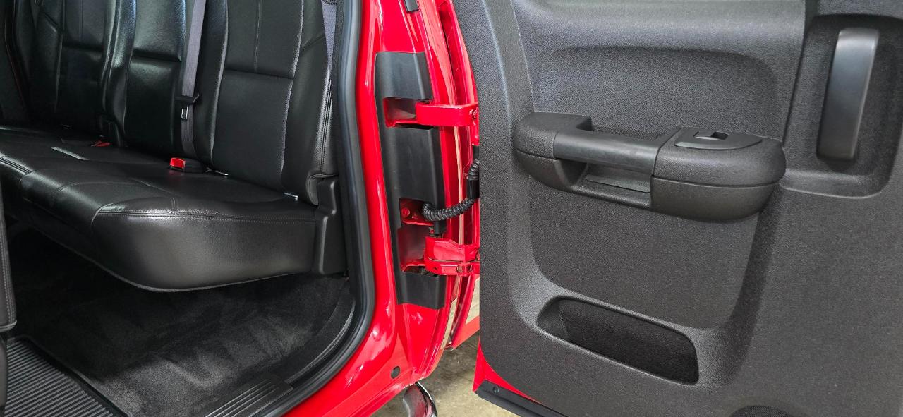 Chevrolet Silverado 1500 LTZ Ext. Cab Long Box 4WD 2012