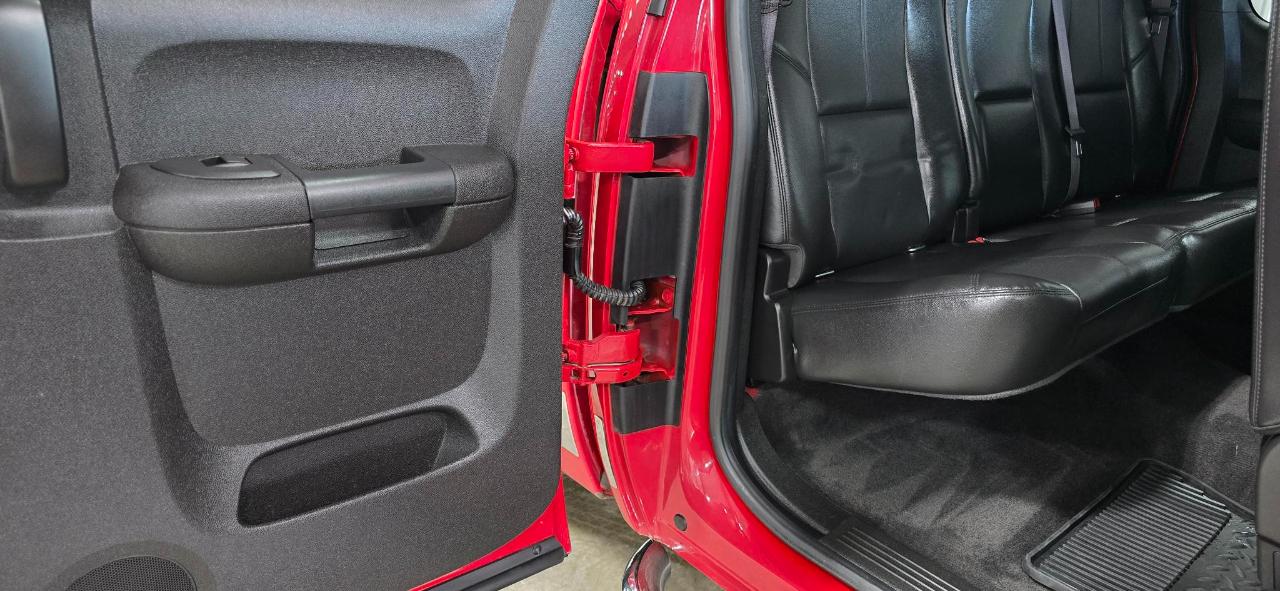 Chevrolet Silverado 1500 LTZ Ext. Cab Long Box 4WD 2012