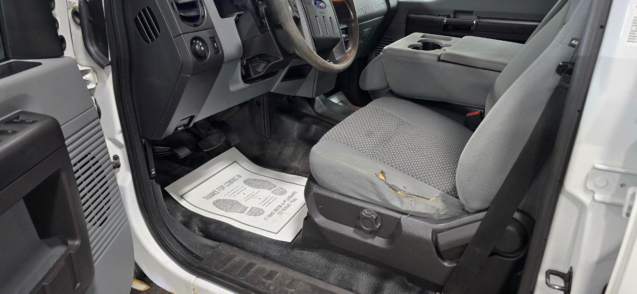 Ford F-350 SD XL Crew Cab LWB 4WD 2015