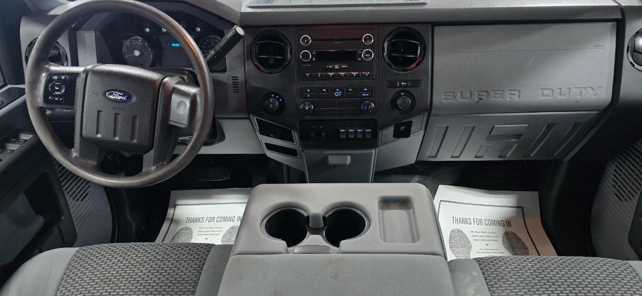 Ford F-350 SD XL Crew Cab LWB 4WD 2015