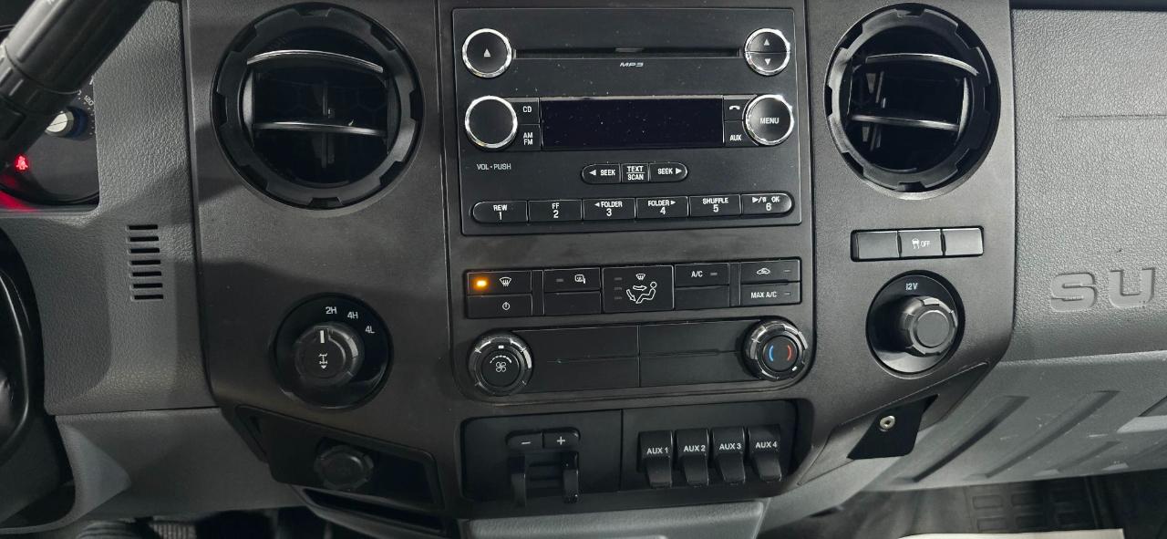 Ford F-350 SD XL Crew Cab LWB 4WD 2015