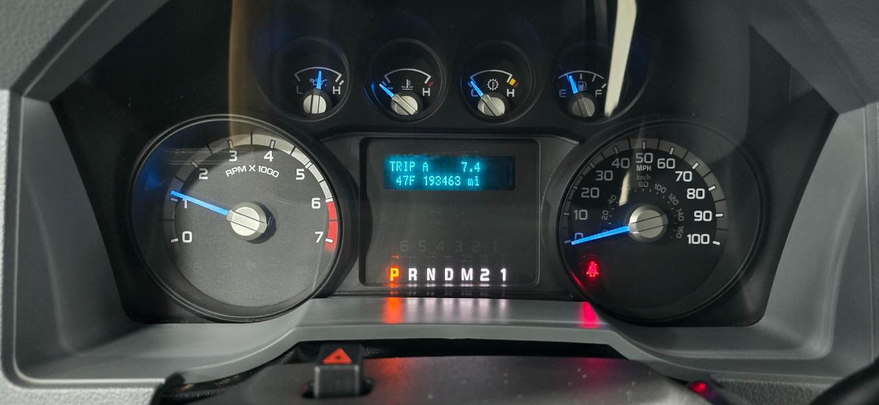 Ford F-350 SD XL Crew Cab LWB 4WD 2015