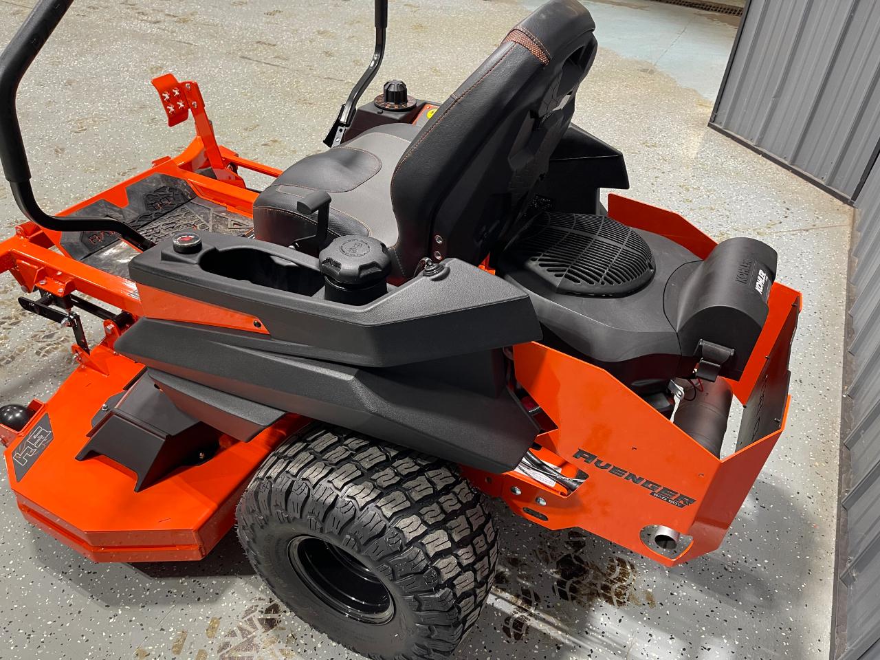 Bad Boy Mowers ZT 54in Avenger Kohler Pro 7000 26HP  2026