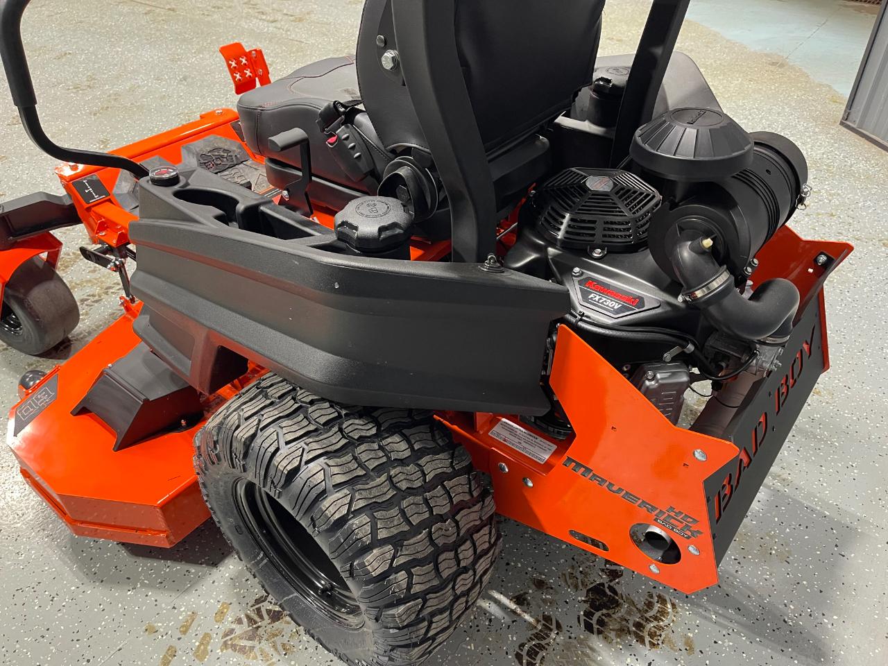 Bad Boy Mowers Maverick HD 60in Kawasaki FX730 23.5HP  2026