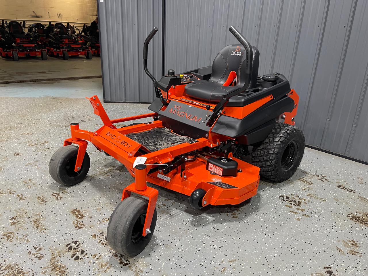 Bad Boy Mowers Magnum 48in Kawasaki FR651 22HP  2026