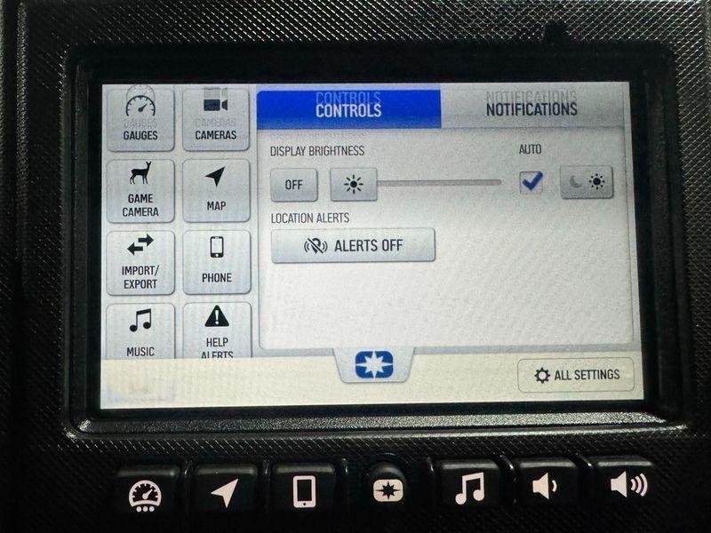 Polaris Ranger XP 1000 Northstar Ultimate Ride Command EPS  2024