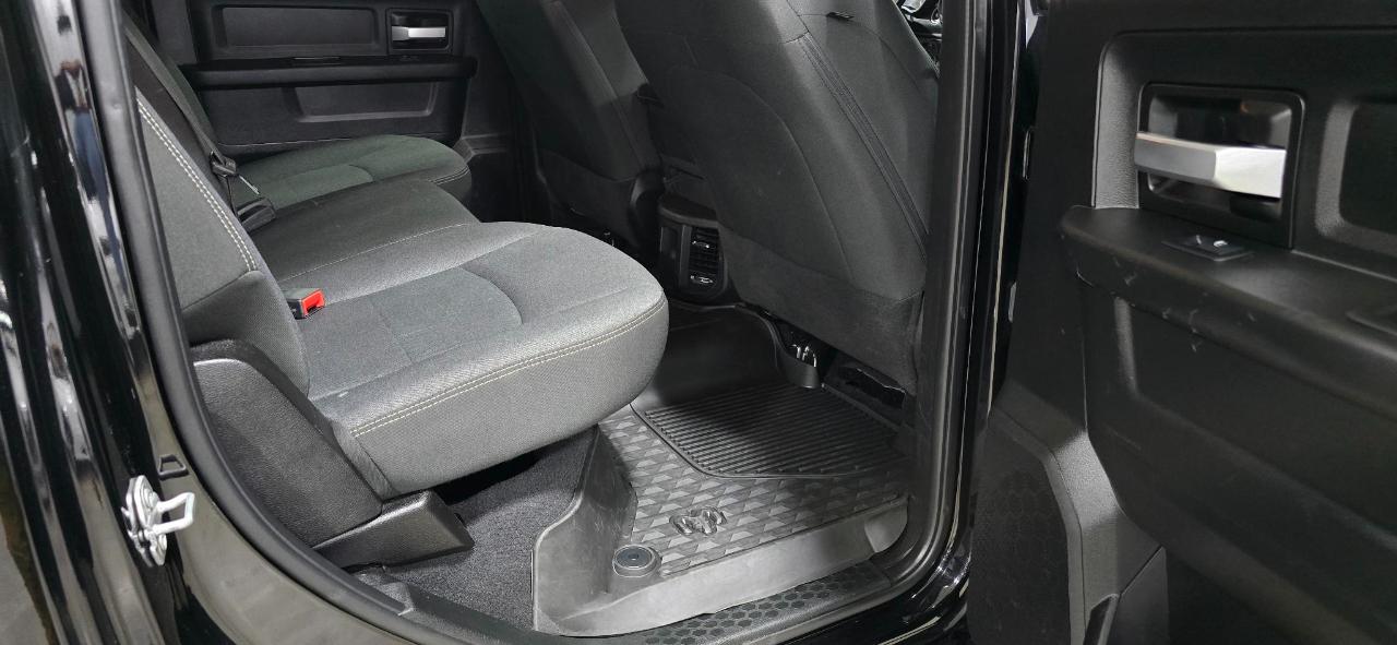 RAM 3500 Tradesman Crew Cab 4WD 2019