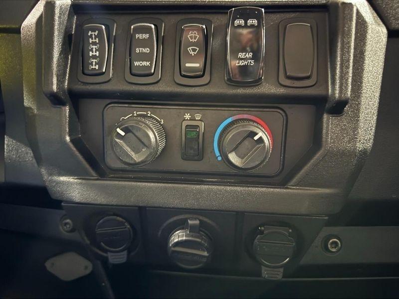 Polaris Ranger XP 1000 Northstar Ultimate Ride Command EPS  2023