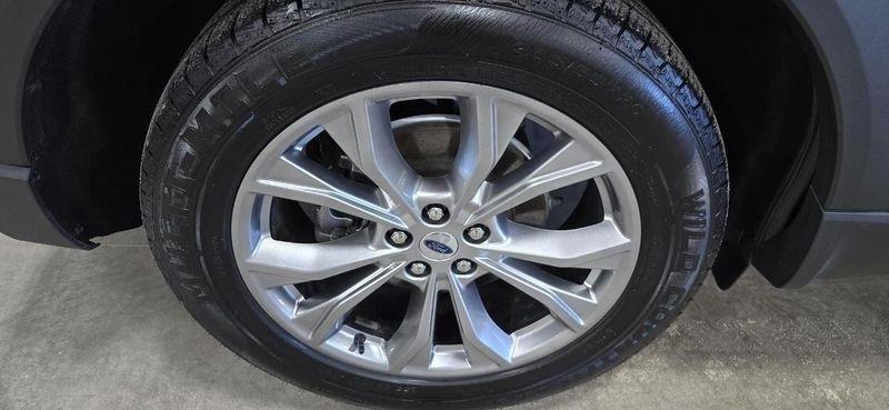 Ford Explorer Limited AWD 2021