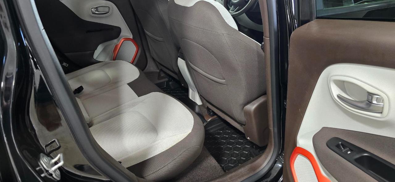 Jeep Renegade Latitude 4WD 2015