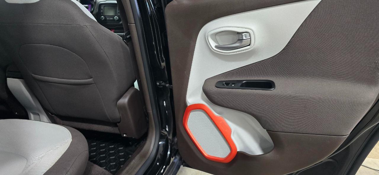 Jeep Renegade Latitude 4WD 2015