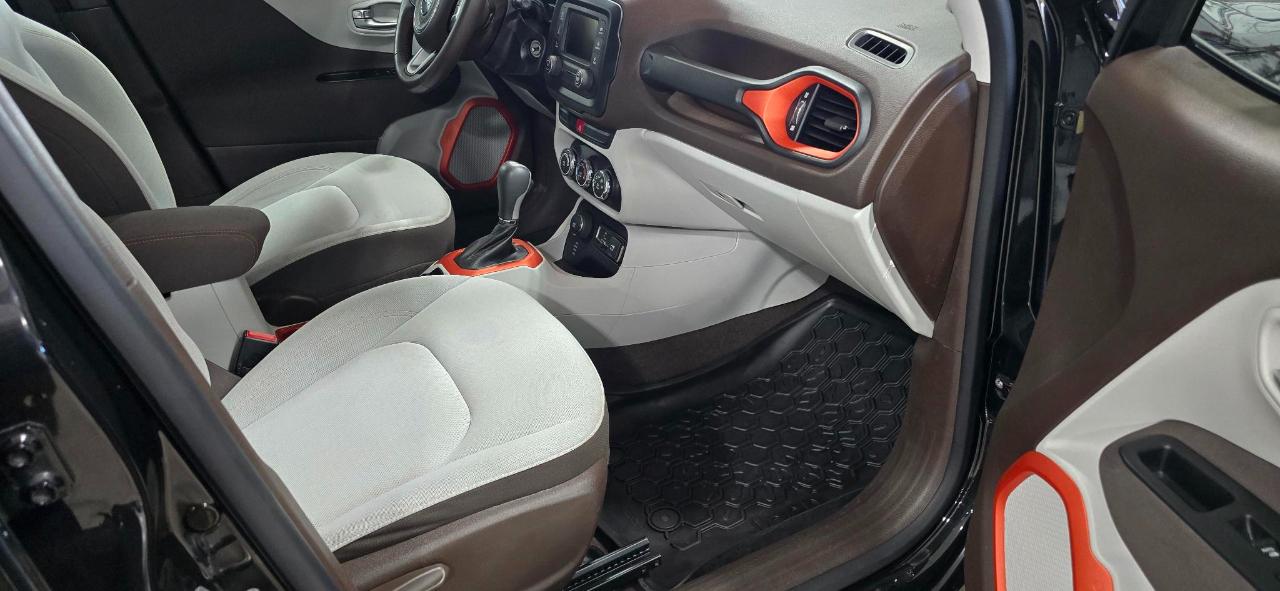 Jeep Renegade Latitude 4WD 2015