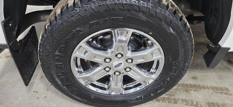 Ford F-150 Lariat 4WD SuperCrew 5.5' Box 2022