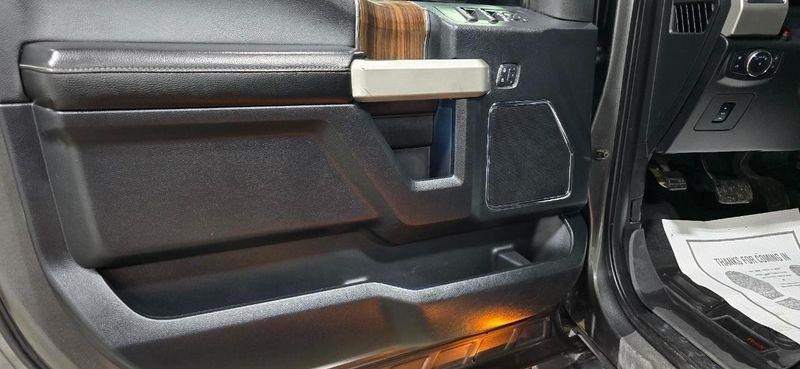 Ford F-150 Lariat SuperCrew 5.5-ft. Bed 4WD 2017