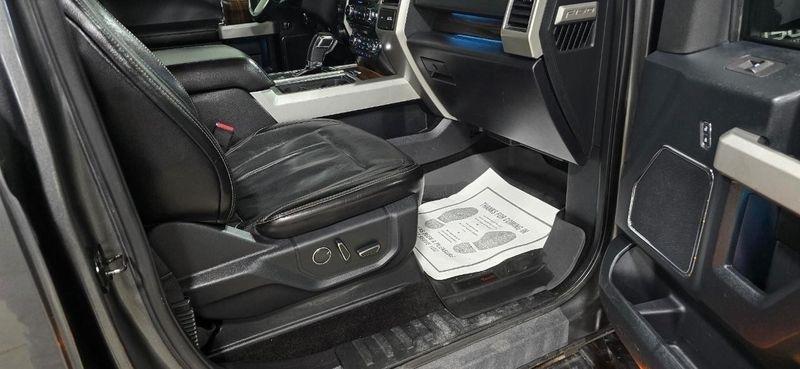 Ford F-150 Lariat SuperCrew 5.5-ft. Bed 4WD 2017