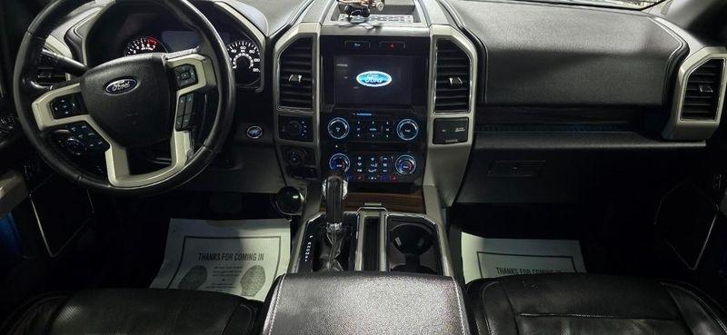 Ford F-150 Lariat SuperCrew 5.5-ft. Bed 4WD 2017