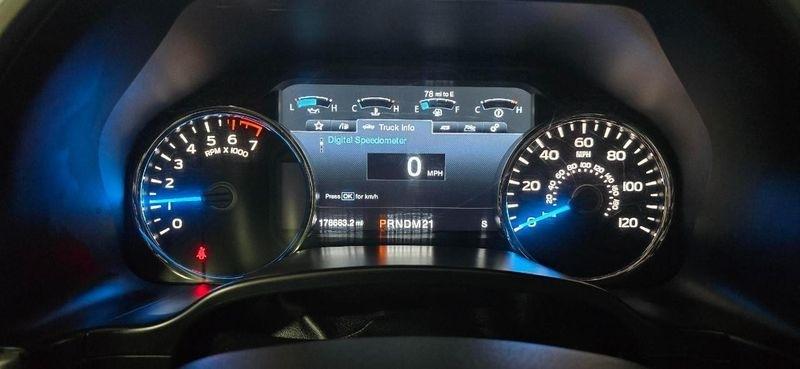 Ford F-150 Lariat SuperCrew 5.5-ft. Bed 4WD 2017