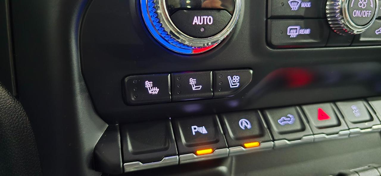 GMC Sierra 1500 AT4 Crew Cab Short Box 4WD 2020