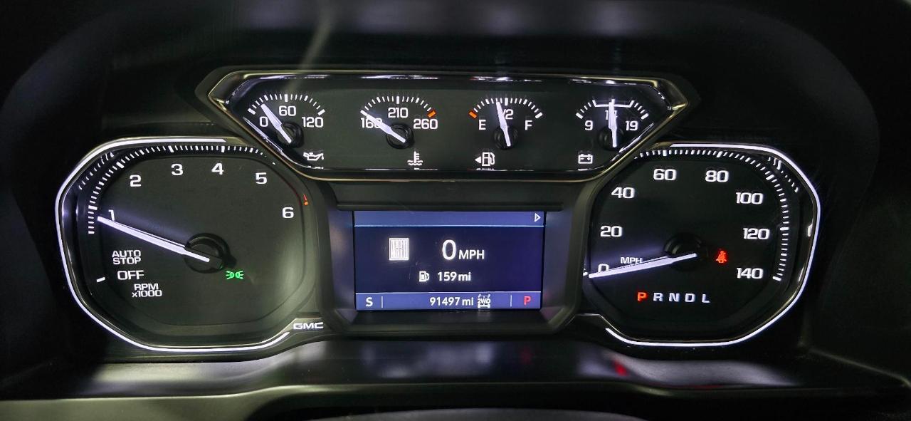 GMC Sierra 1500 AT4 Crew Cab Short Box 4WD 2020